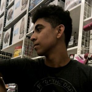 Meet your Posher, Bruce